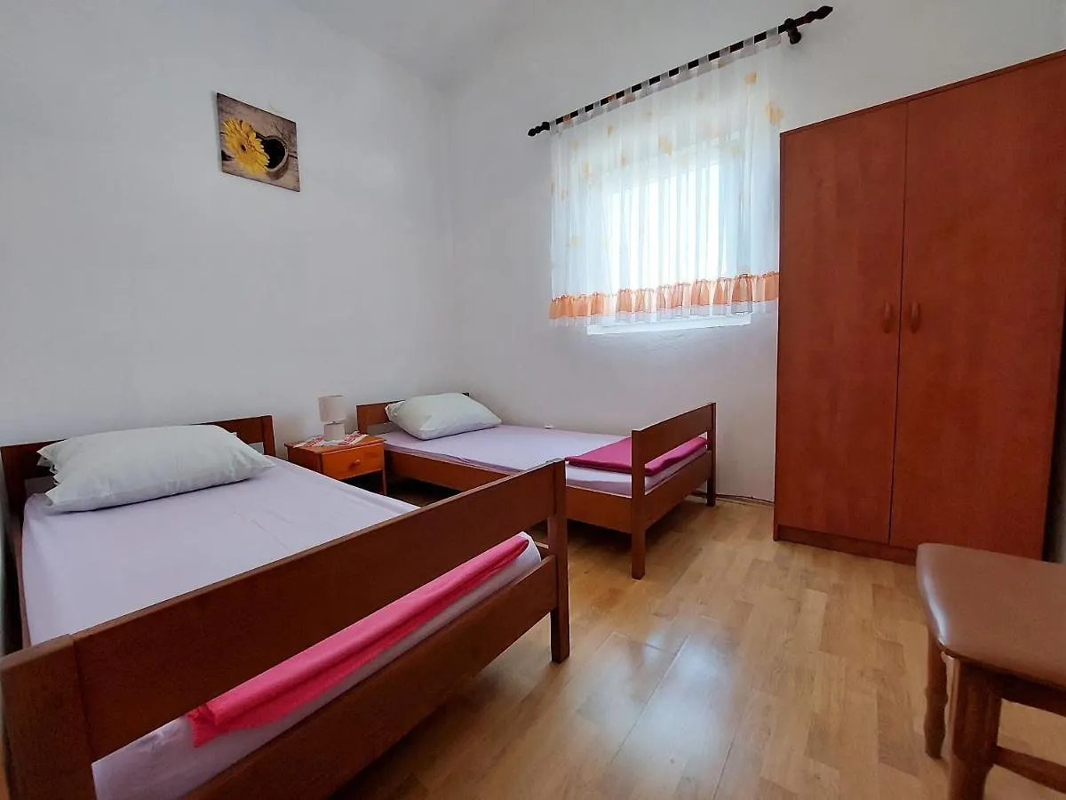 Apartment Ankica Punat